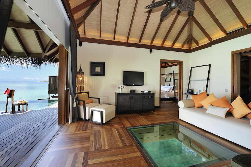 Sunset Family Ocean Suite with Pool & Personalized Butler Service